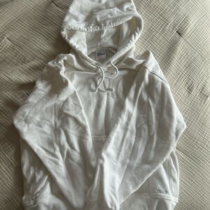 White Aritzia hoodie